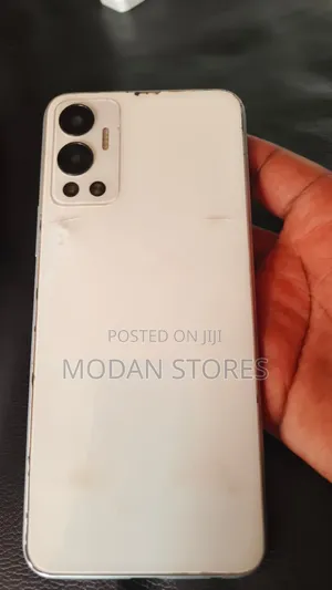 Infinix Hot 12 128 GB White