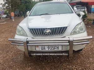 Toyota Harrier 2010 White