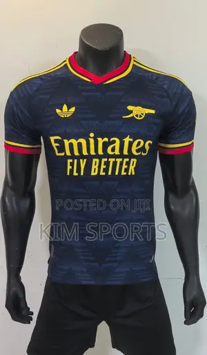 Arsenal&man United Kits