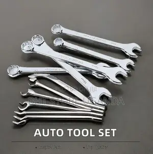 121pc Socket Wrench Tool Kit