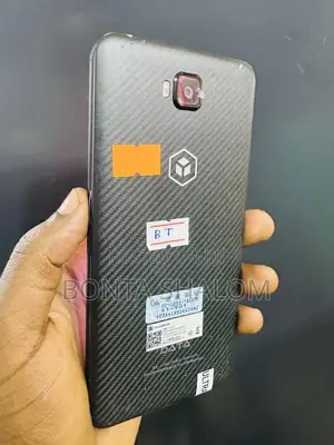 EL A8 8 GB Black