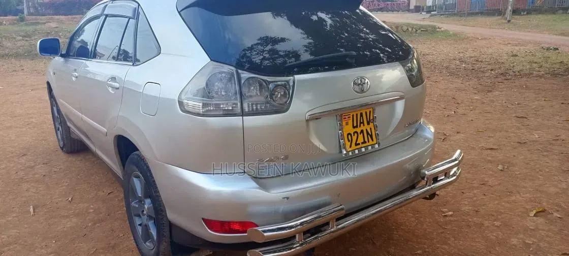 Toyota Harrier 2006 Silver