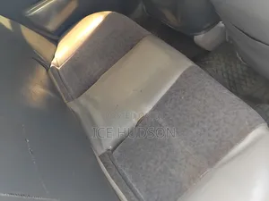 Toyota Corolla 2000 White