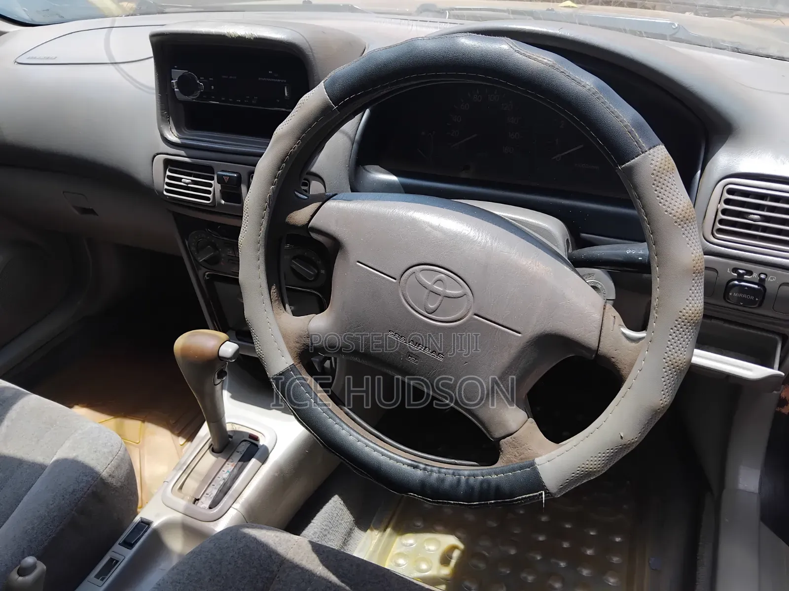 Toyota Corolla 2000 Black