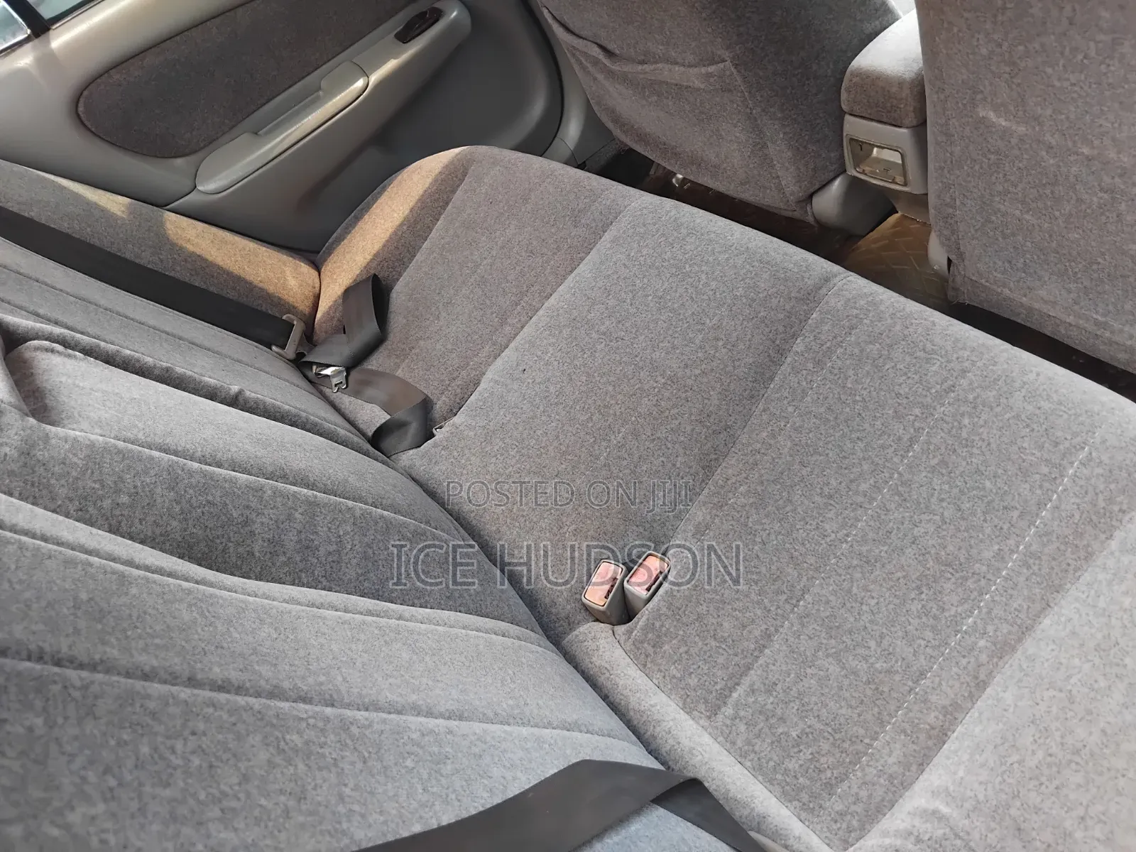 Toyota Corolla 2000 Black