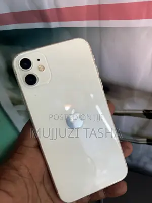 Apple iPhone 11 64 GB White