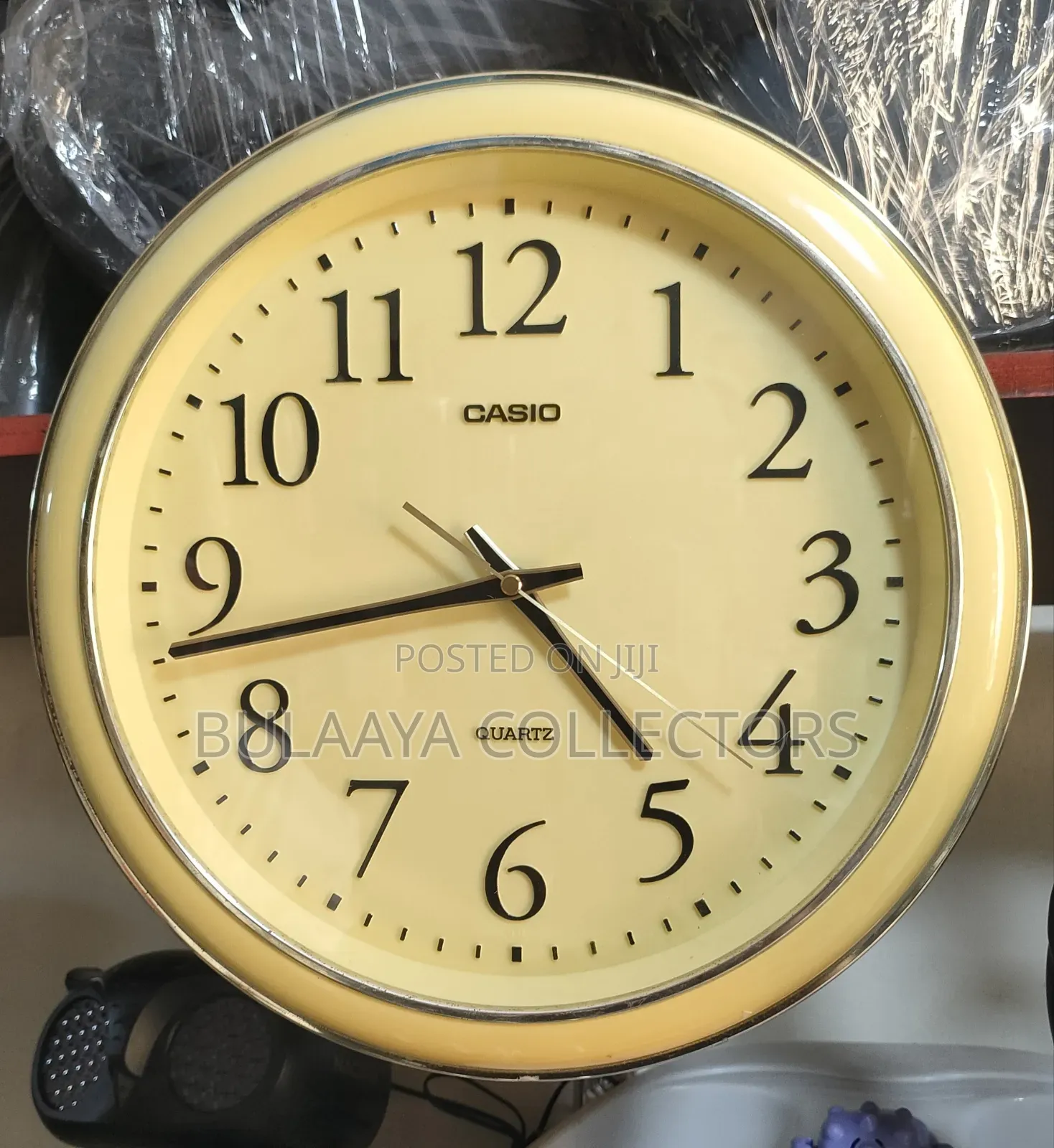 Japanese Vintage Round Casio Quartz Analog Wall Clock.