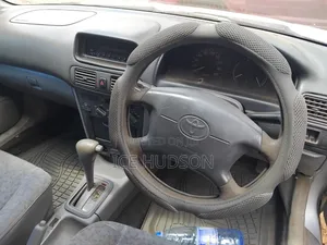 Toyota Corolla 2001 Silver