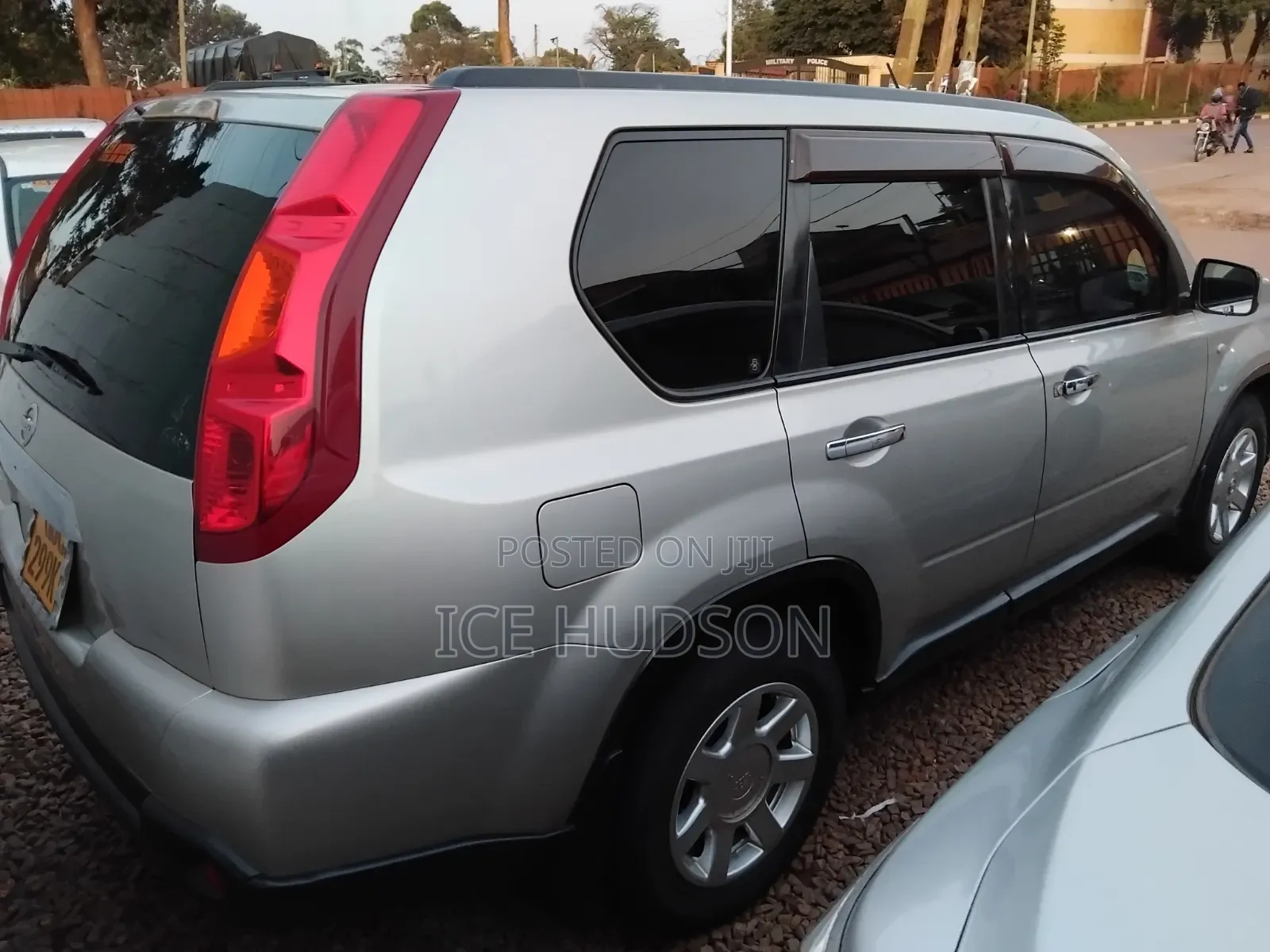 Nissan X-Trail 2015 Silver