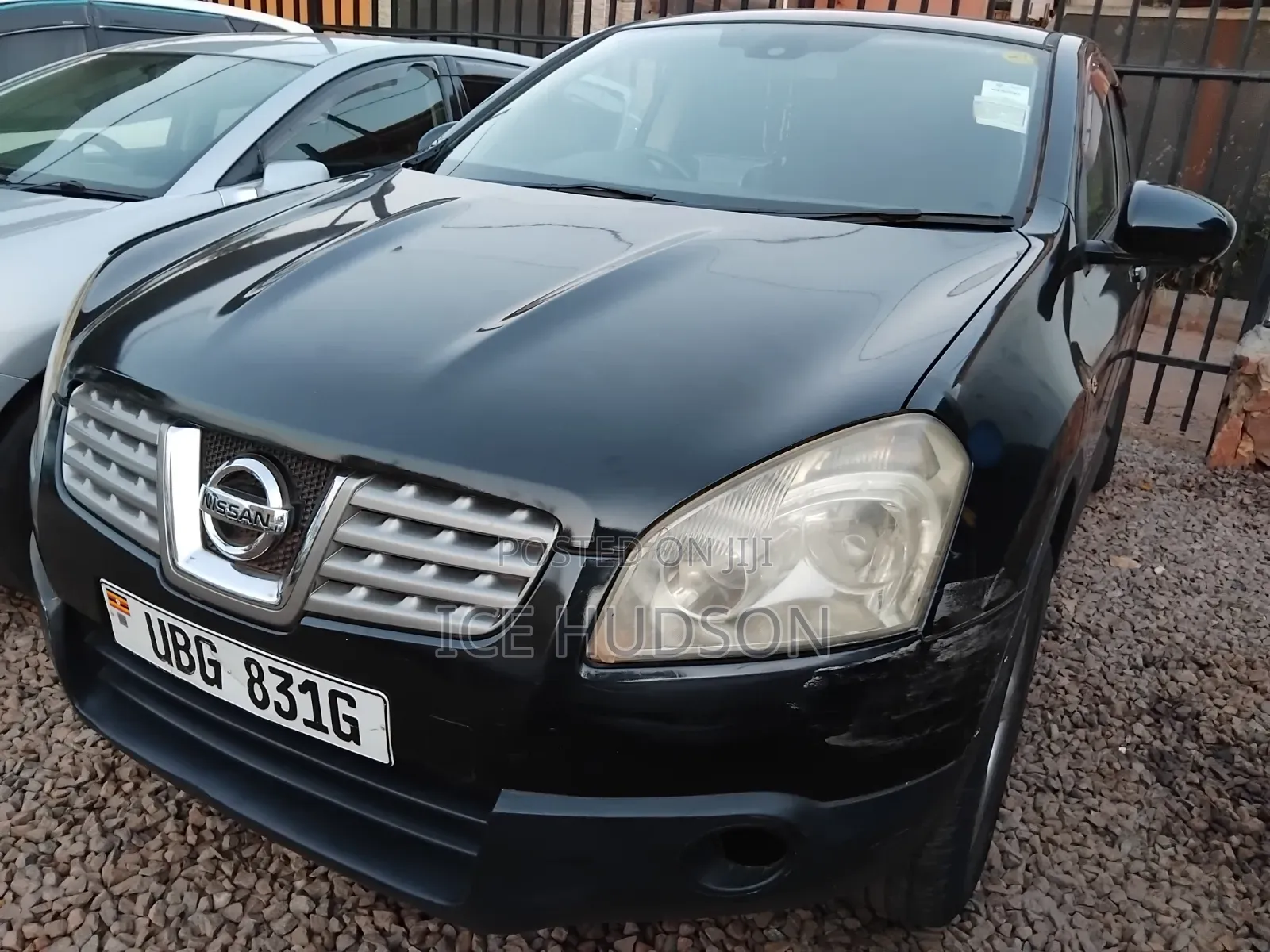 Nissan Dualis 2012 Black