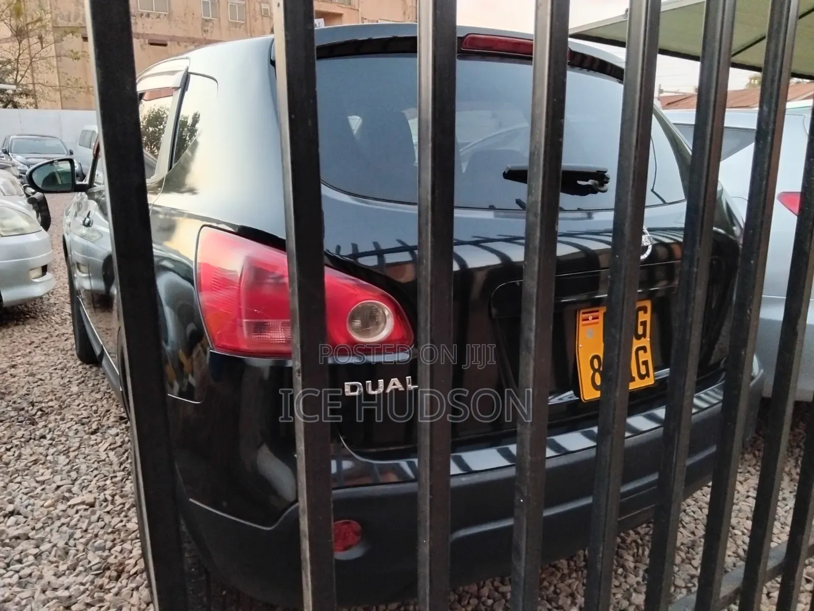 Nissan Dualis 2012 Black