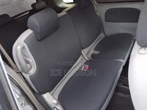 Toyota Sienta 2007 Silver