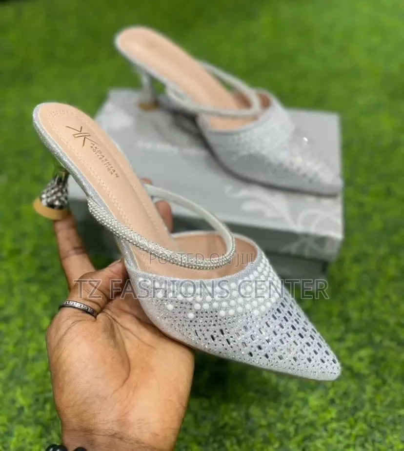 Ladies Classic Shoes