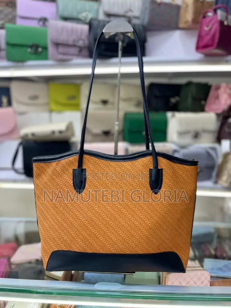 Luxury-Style Pink Tote Handbag