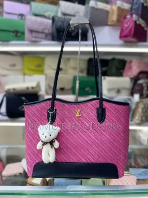 Luxury-Style Pink Tote Handbag