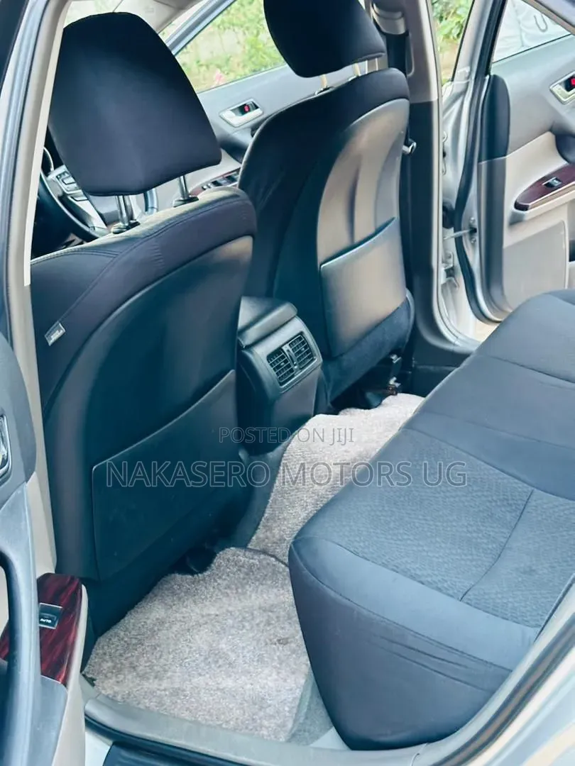 Toyota Mark X 2011 Silver