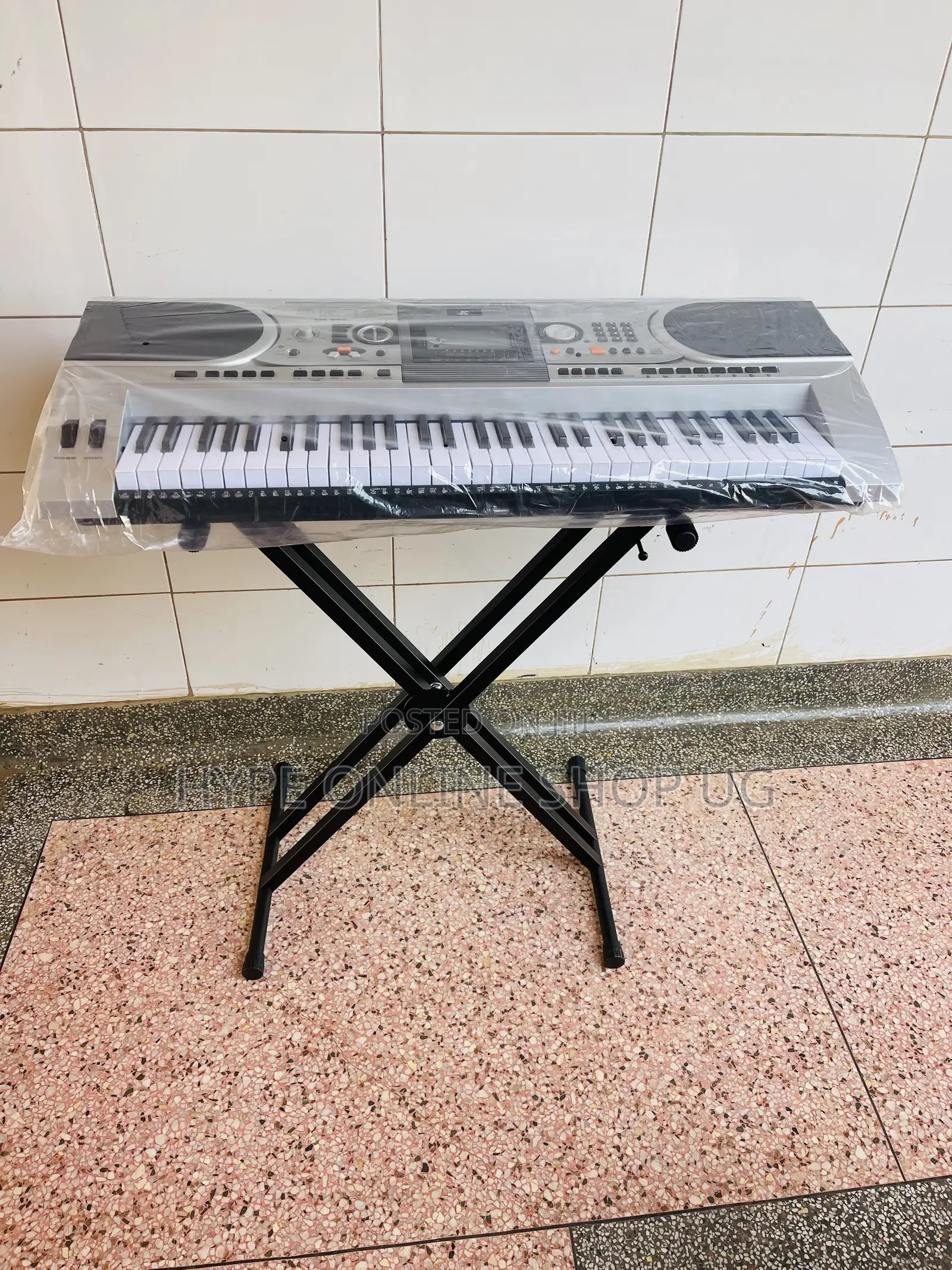 Brandnew M.K Electronic Piano Keyboard 935 With MIDI