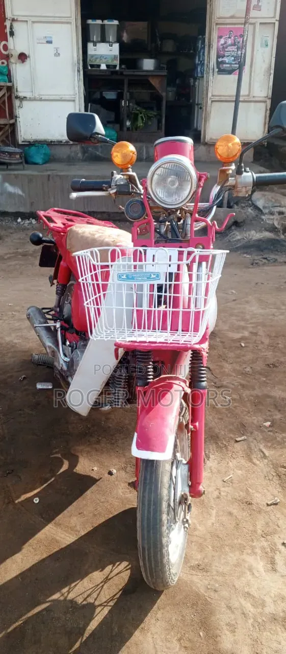 Suzuki 2011 Red