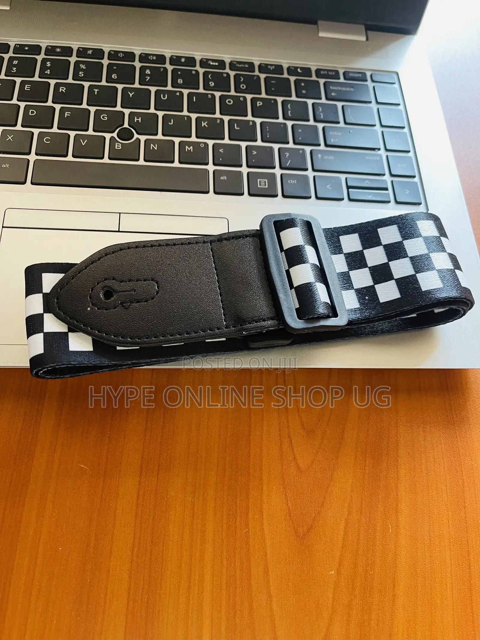 Brandnew Mixed Square Black and White Music Guitar Strip/Belt