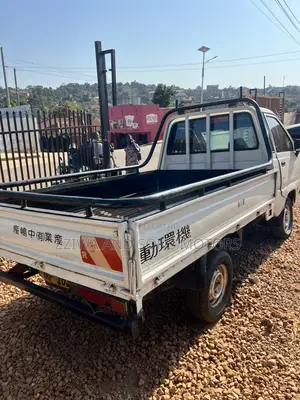 Toyota TownAce 2000 White