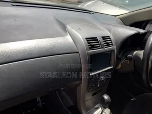 Toyota Corolla Fielder 2010 Silver
