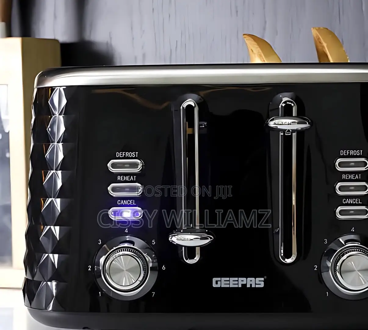 Geepas 4 Slice Bread Toaster 1600W