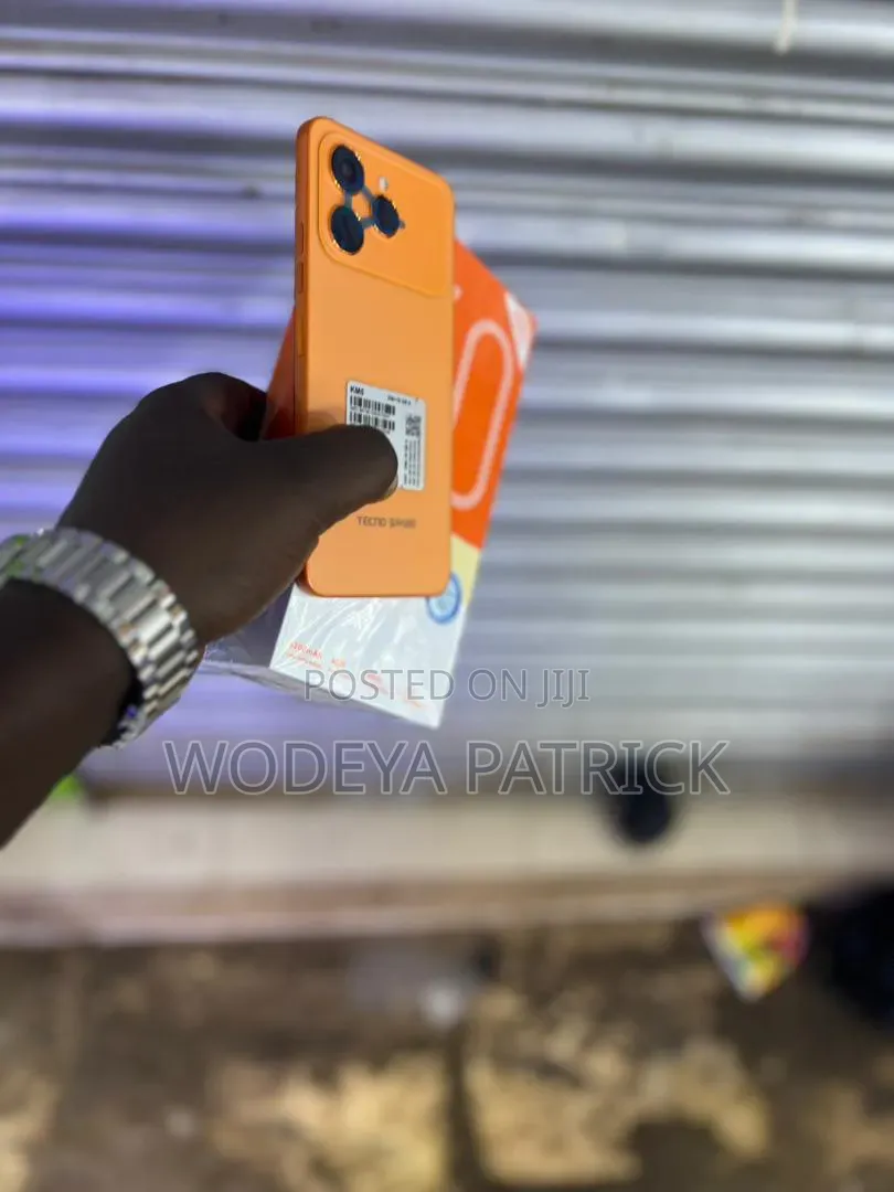 New Tecno Spark 40 256 GB Orange