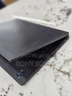 Laptop Dell Latitude 7420 16GB Intel Core i7 SSD 256GB