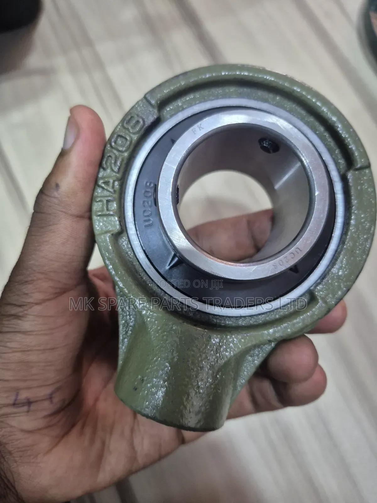 Single Rod Bearings