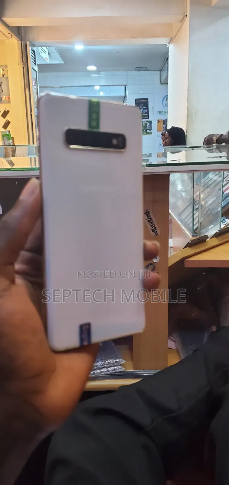 New Samsung Galaxy S10 128 GB Blue