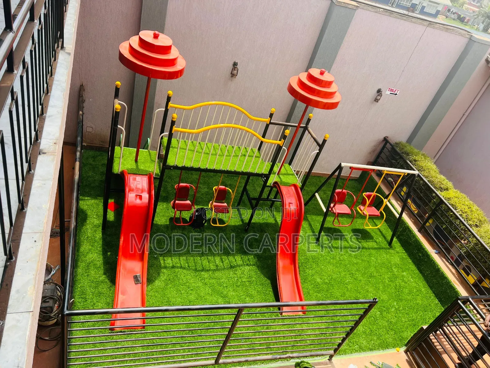 Cfric Vertical Artificial Turf