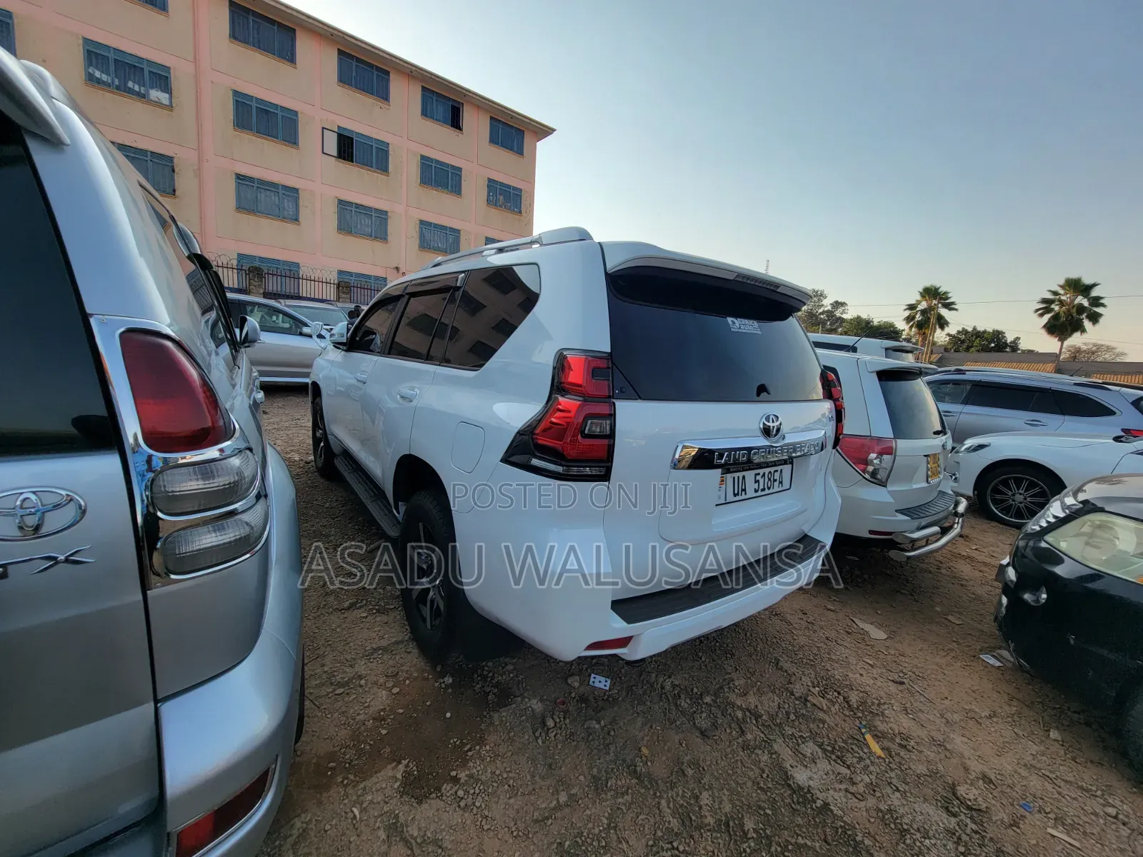 Toyota Land Cruiser Prado 2017 White