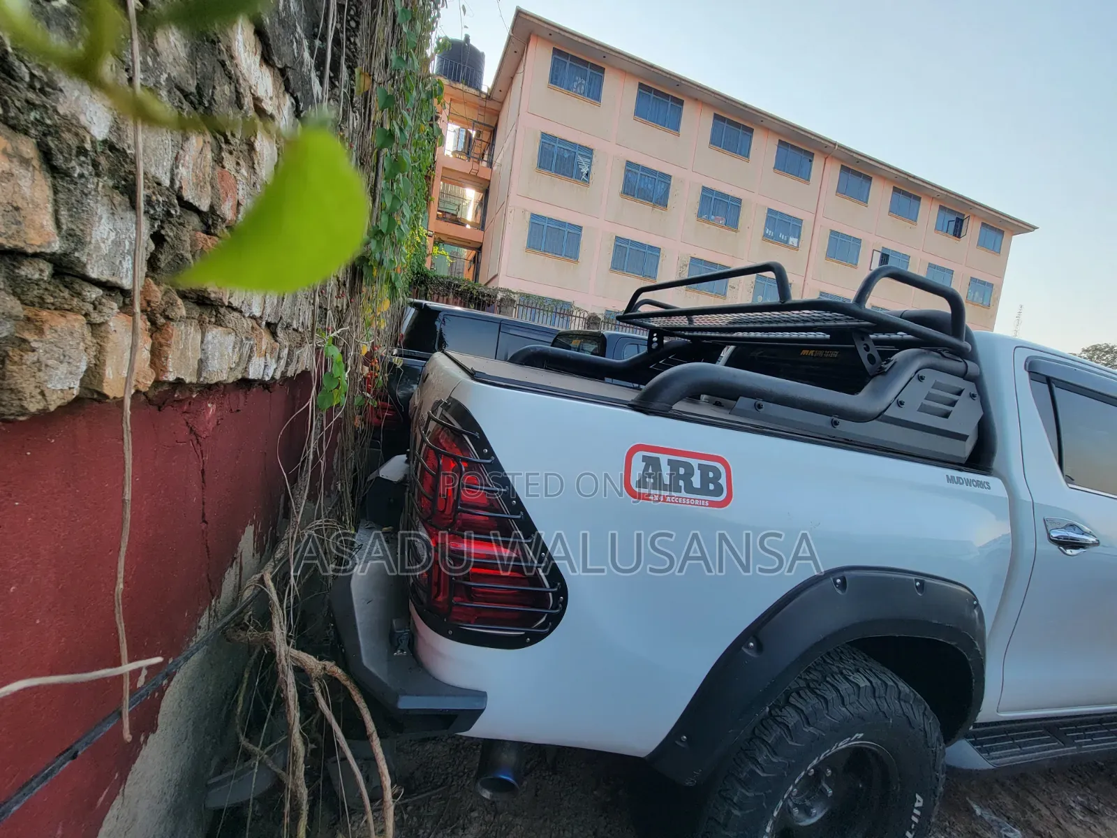 Toyota Hilux 2017 White