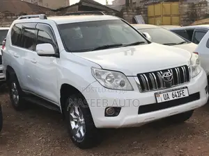 Toyota Land Cruiser Prado 2011 White