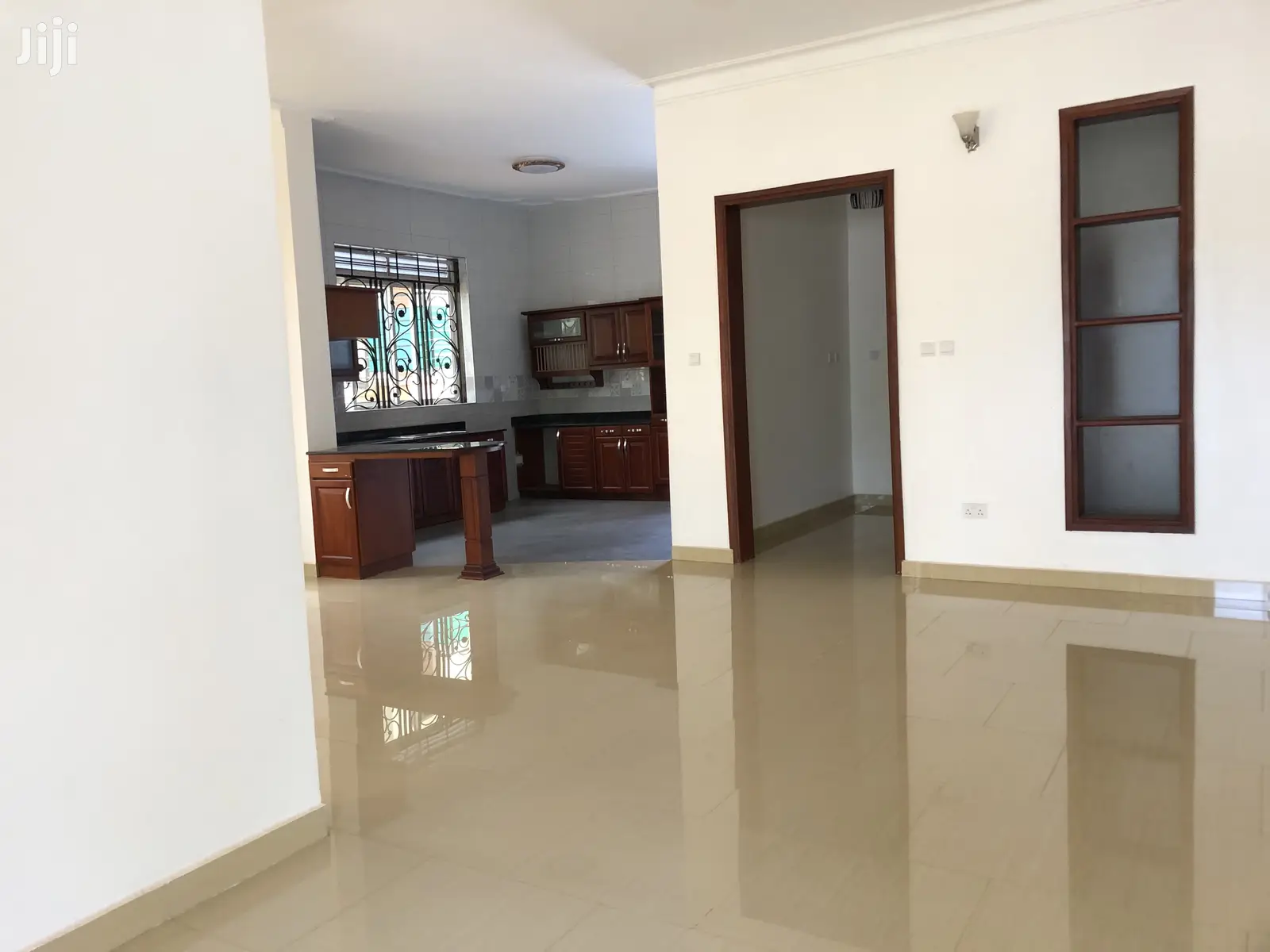 Furnished 5bdrm House in Kira, Kampala for Sale
