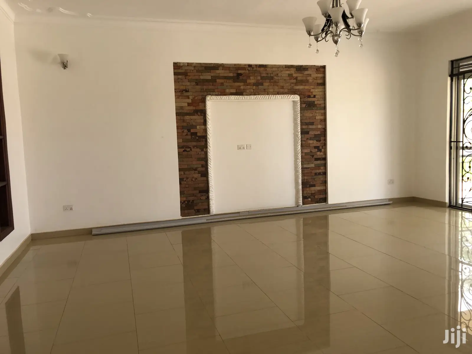 Furnished 5bdrm House in Kira, Kampala for Sale