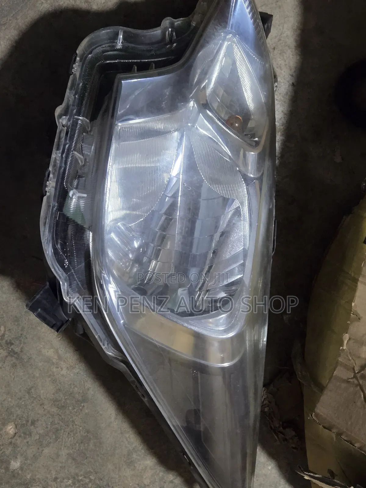 Toyota Ractis Headlamp 2012 - 2014