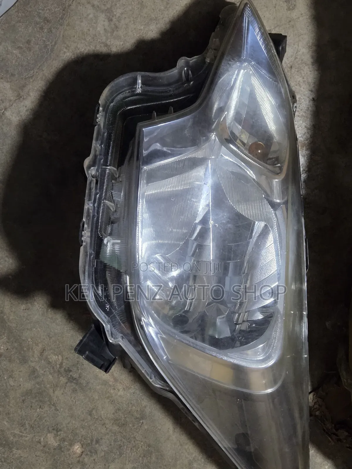 Toyota Ractis Headlamp 2012 - 2014