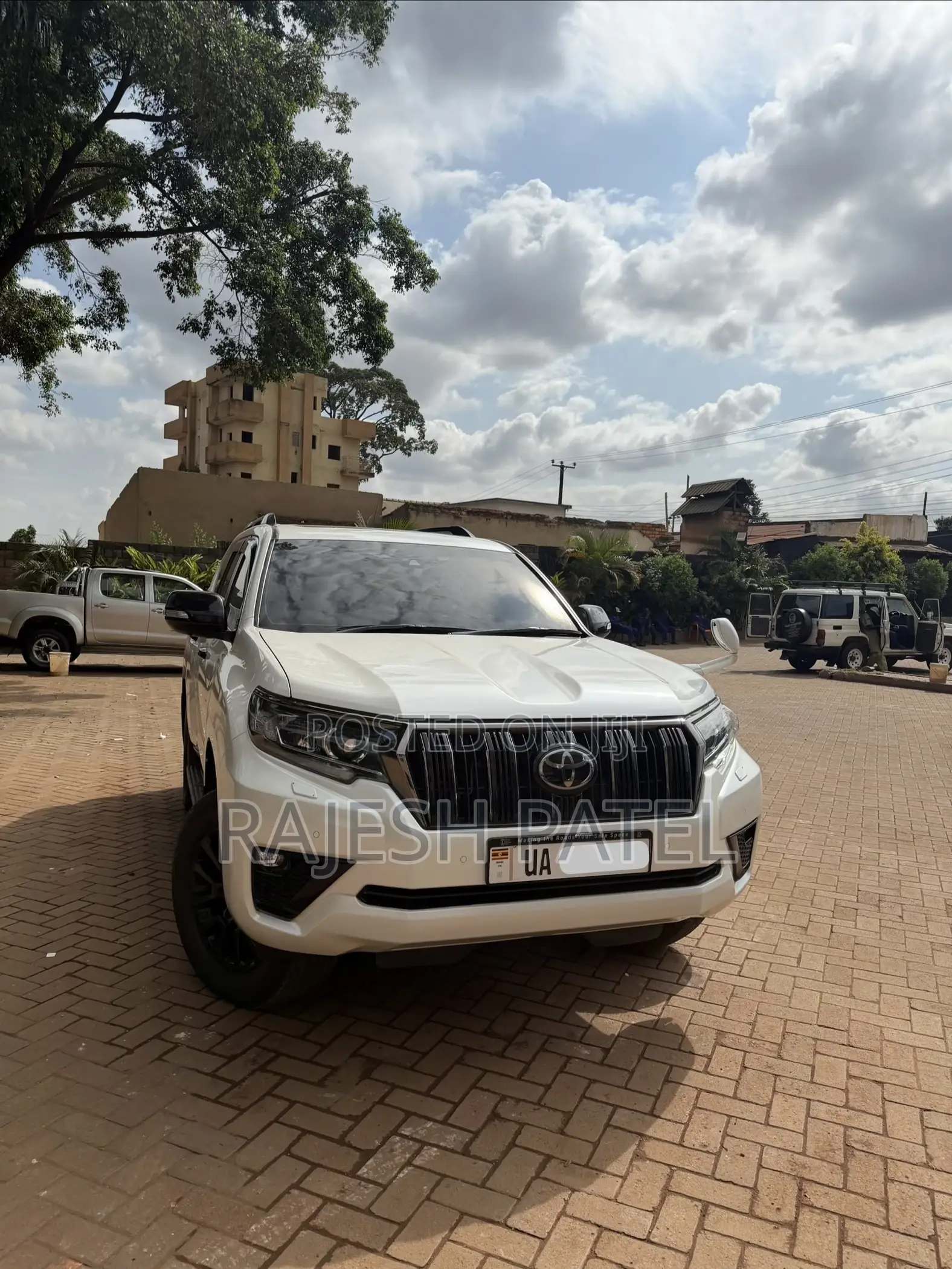 Toyota Land Cruiser Prado 2.8 2021 White