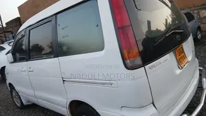 Toyota Noah 2001 White