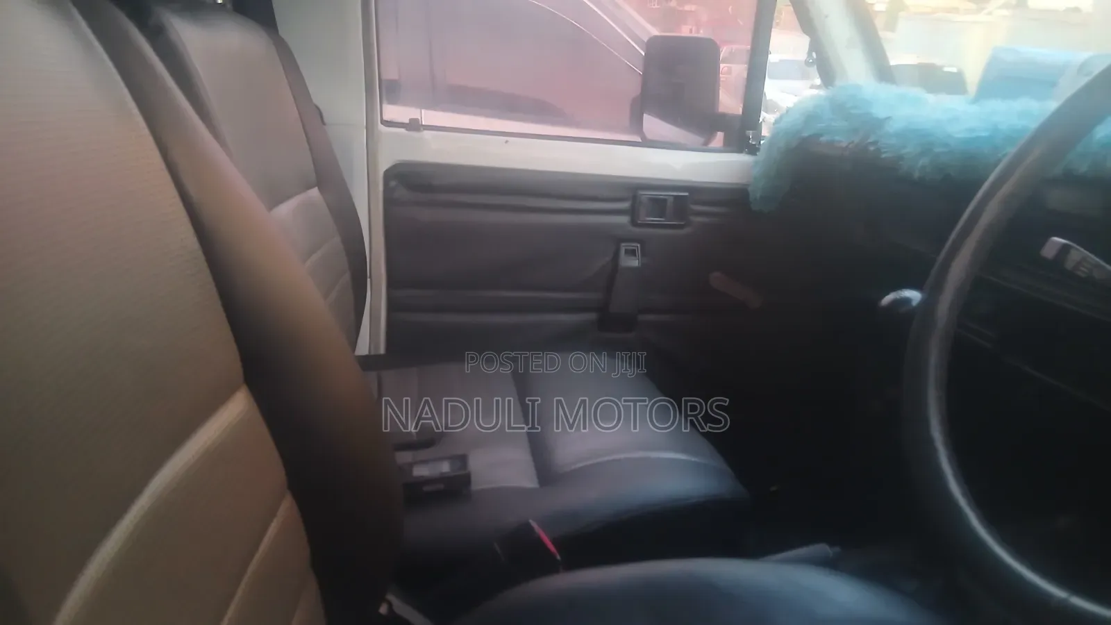 Toyota Land Cruiser 2007 White