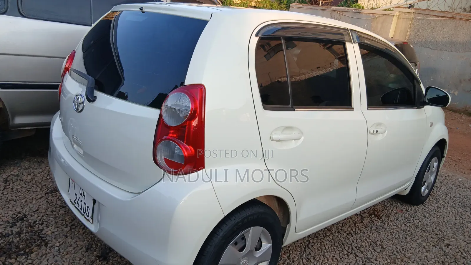 Toyota Passo 2008 White