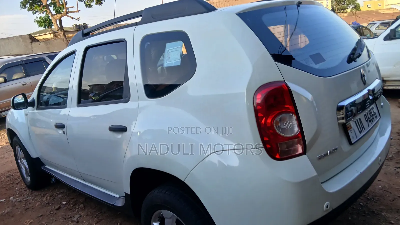 Renault Duster 2012 White