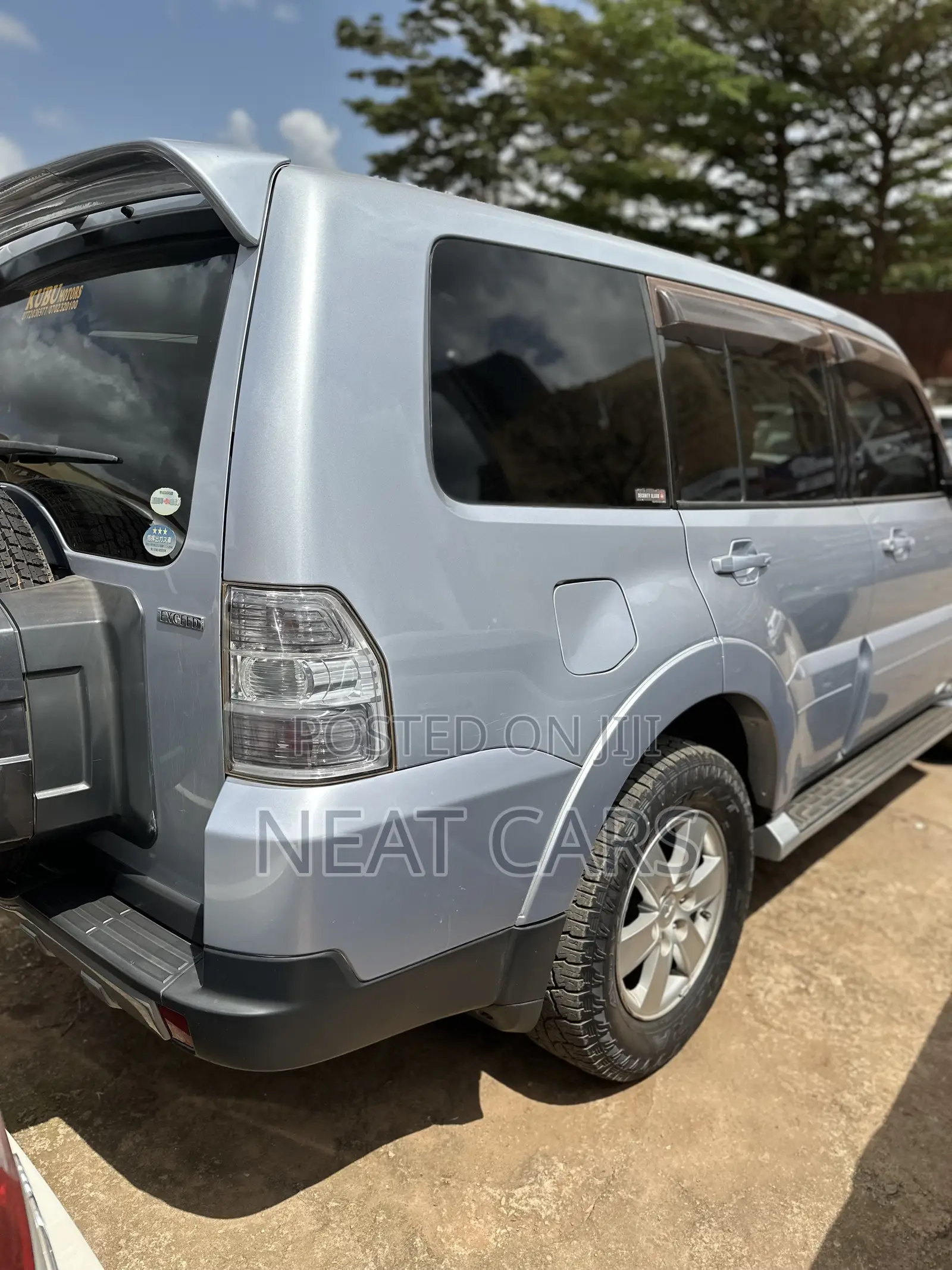 Mitsubishi Pajero 2009 Silver