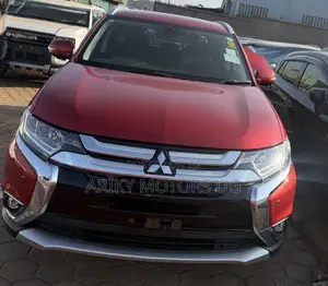 Nissan X-Trail 2.0 Petrol AWD 2017 Red