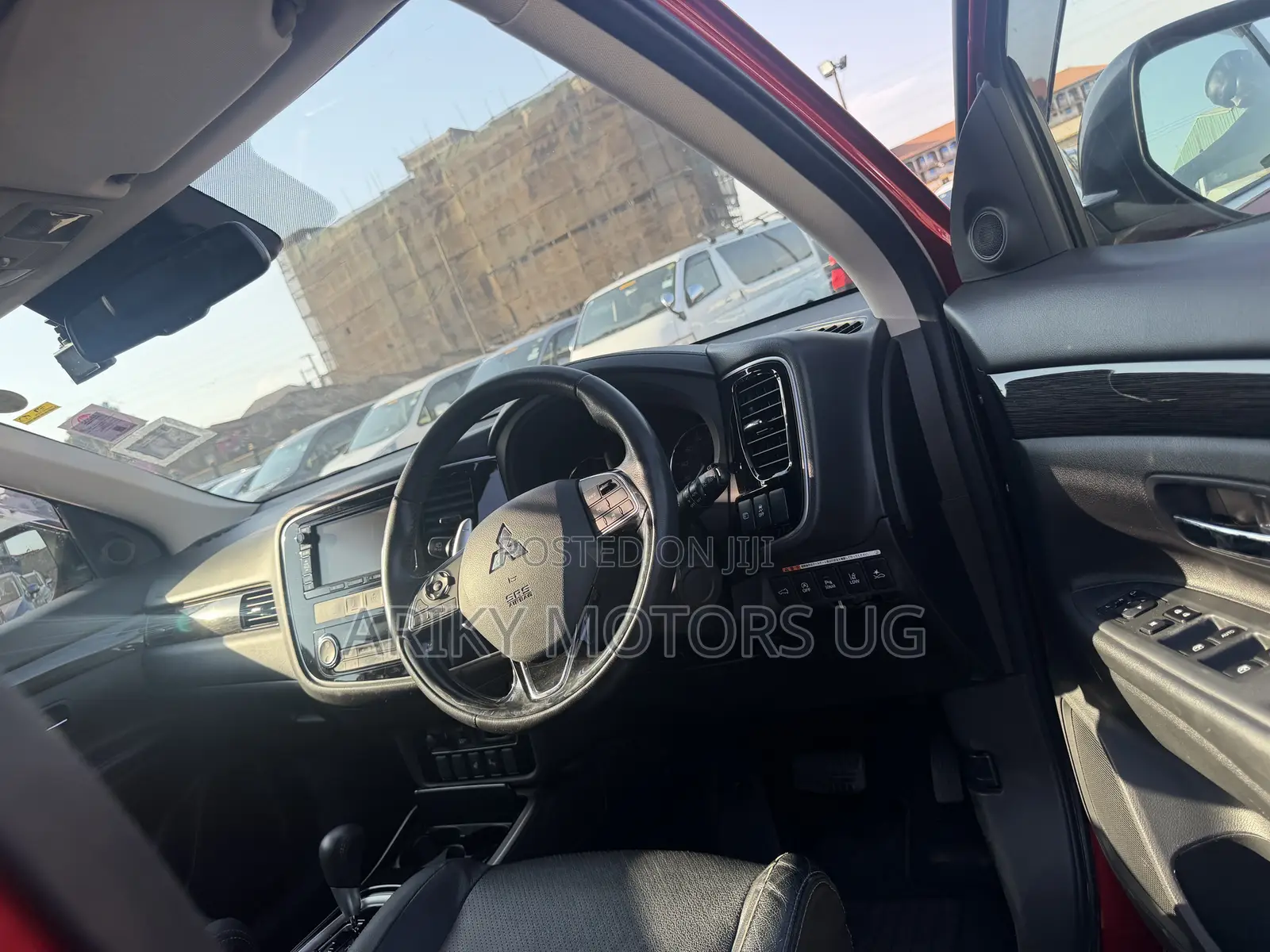 Nissan X-Trail 2.0 Petrol AWD 2017 Red
