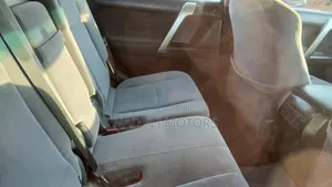 Toyota Land Cruiser Prado 2016 Gold