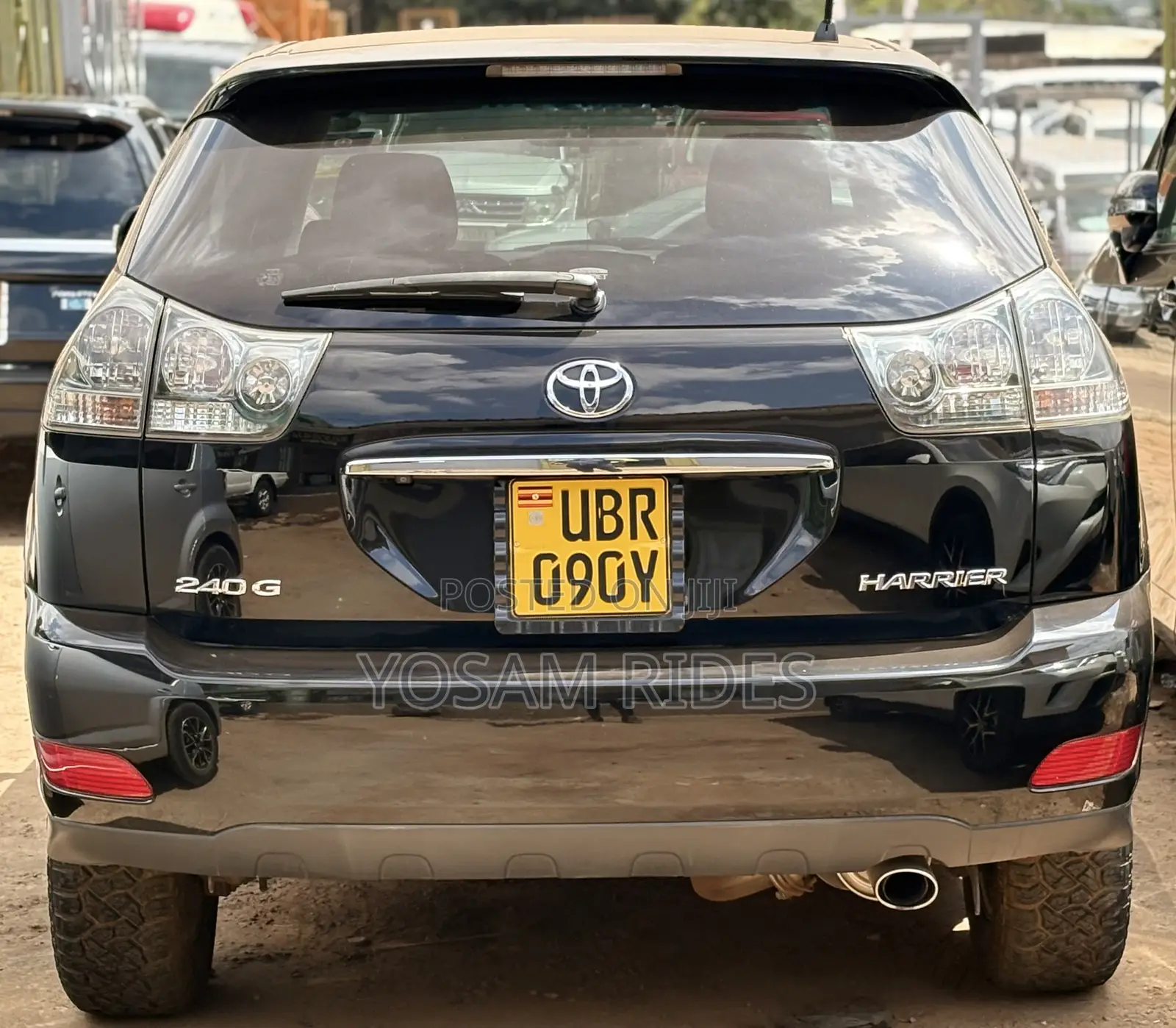 Toyota Harrier 2.4 2012 Black