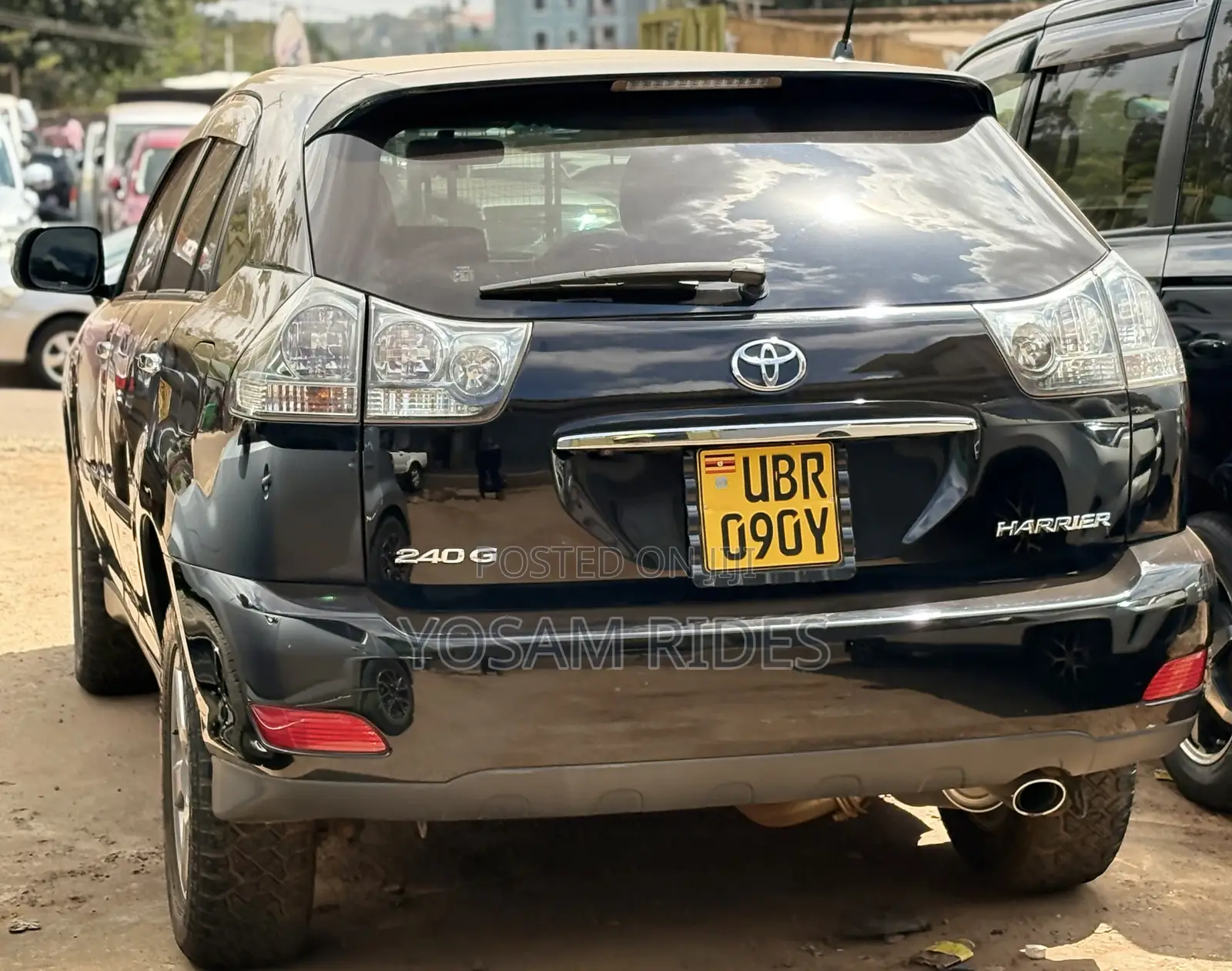 Toyota Harrier 2.4 2012 Black