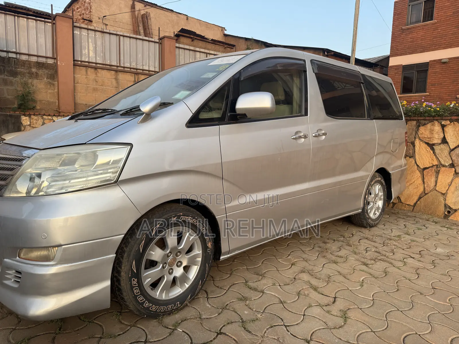 Toyota Alphard 2.4 Hybrid AWD 2007 Silver